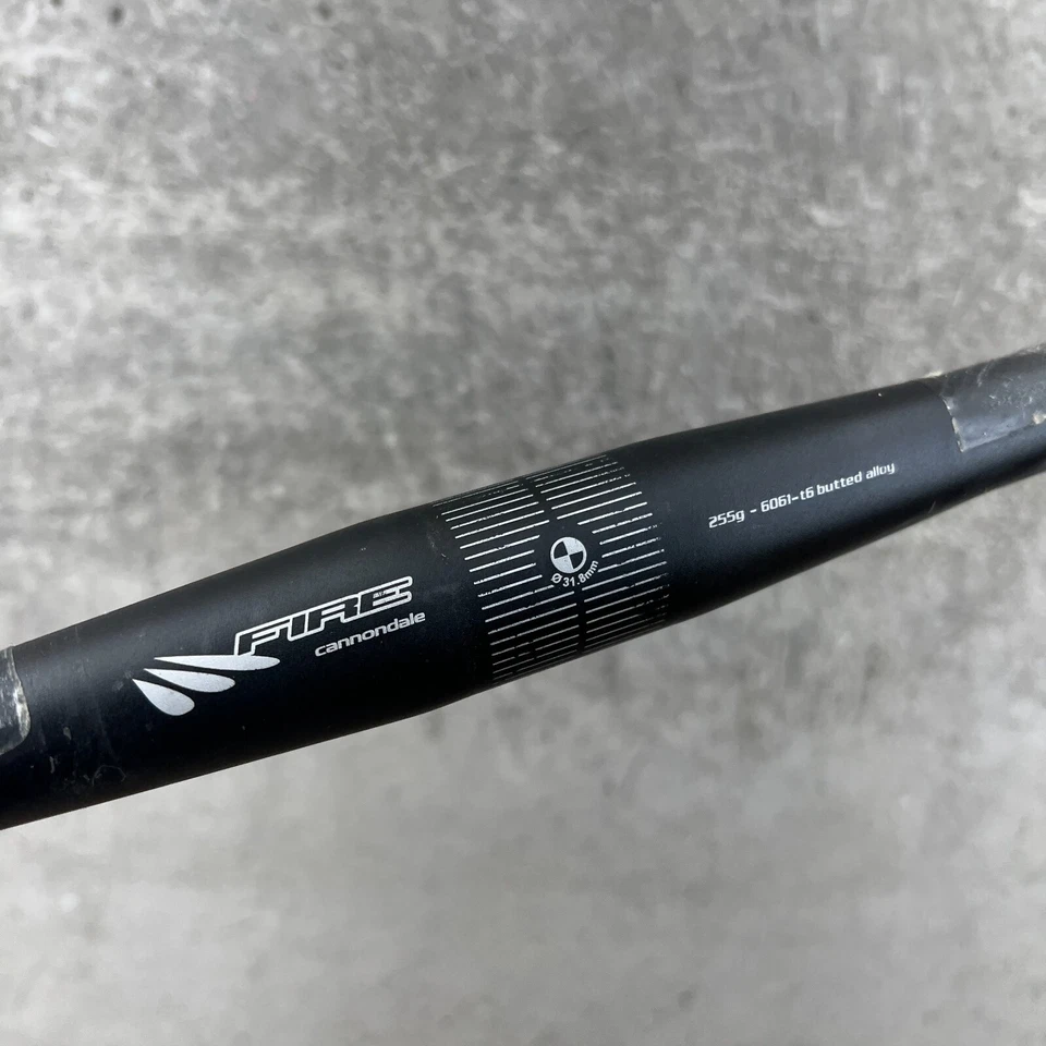 Manillar Cannondale Fire 440 mm 31,8 mm Road Drop Bar negro Race 255 g aleación Foto 3 de 4
