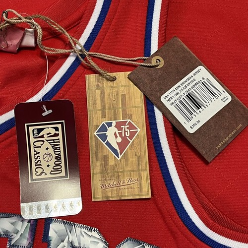 Mitchell Ness Philadelphia 76ers 1982-83 Erving 75th Anniversary Diamond Jersey - Picture 5 of 6