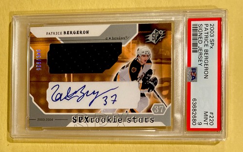 MAILLOT PATRICE BERGERON 2003-04 SPX ROOKIE STARS COUPE AUTO autographe PSA COMME NEUF - Photo 1 sur 9