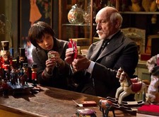 PHOTO HUGO CABRET - BEN KINGSLEY  V002 719