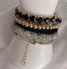 Bohemian Bracelet NEW Stretch Stackable Black & Gray 8 Pieces Boho Women’s