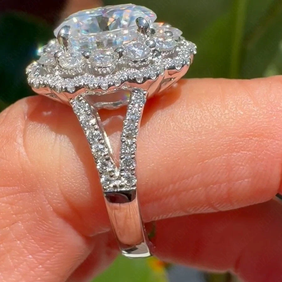 Anillo de compromiso con halo de diamantes cultivados en laboratorio G/VS1 corte redondo de 3,20 quilates de oro blanco de 14 k Foto 4 de 4