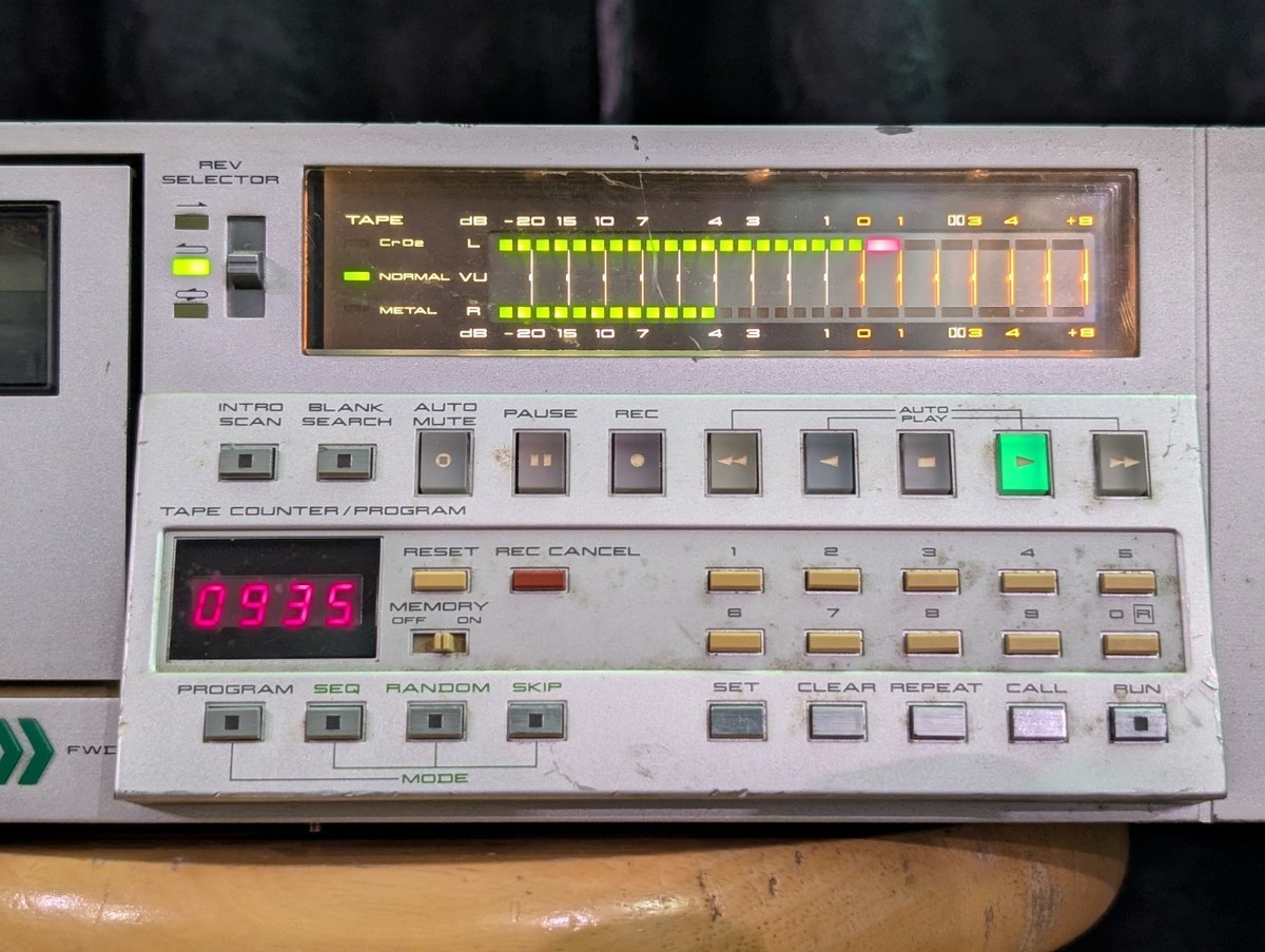 READ Akai GX-F66RC Silver 3 Head Cassette Deck No Fast Forward Or
