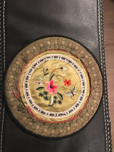 NAPPERON BRODERIE SOIE CHINE