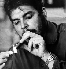 Che Guevara Smoking 4x6 Picture Celebrity Print