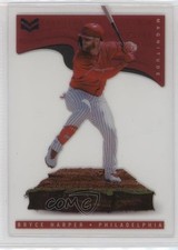 2022 Panini Chronicles Magnitude Bryce Harper #9 19gz