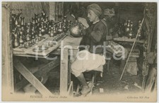 1910 ca TUNISIA TRADES Arab painters - vases - French vintage postcard