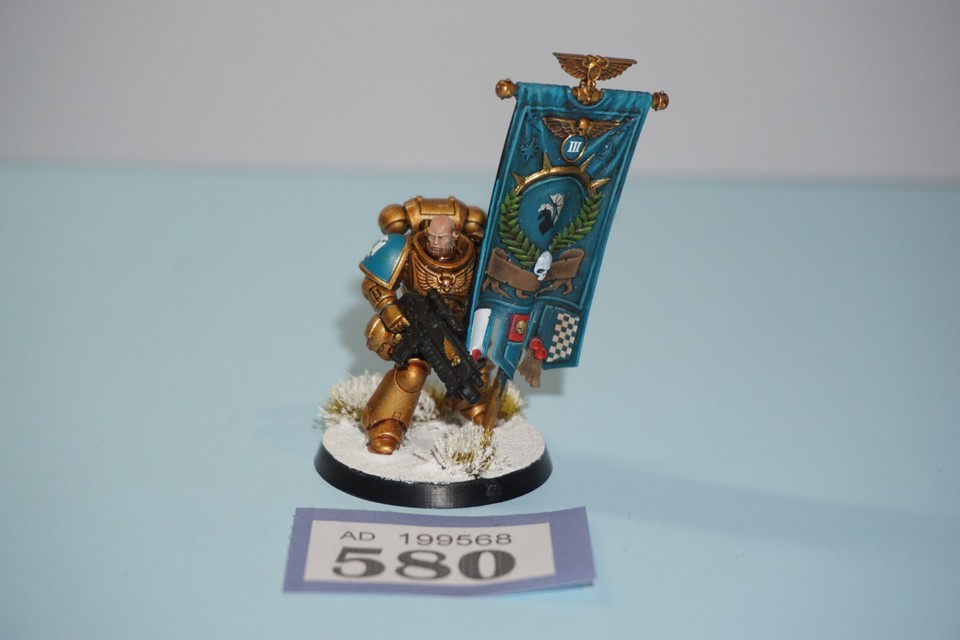 Primaris Ancient Standard Bearer Warhammer 40k Space Marines Celestial