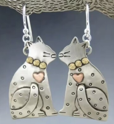 Allow Multi-Color Cat Dangle Earrings (1 pair)