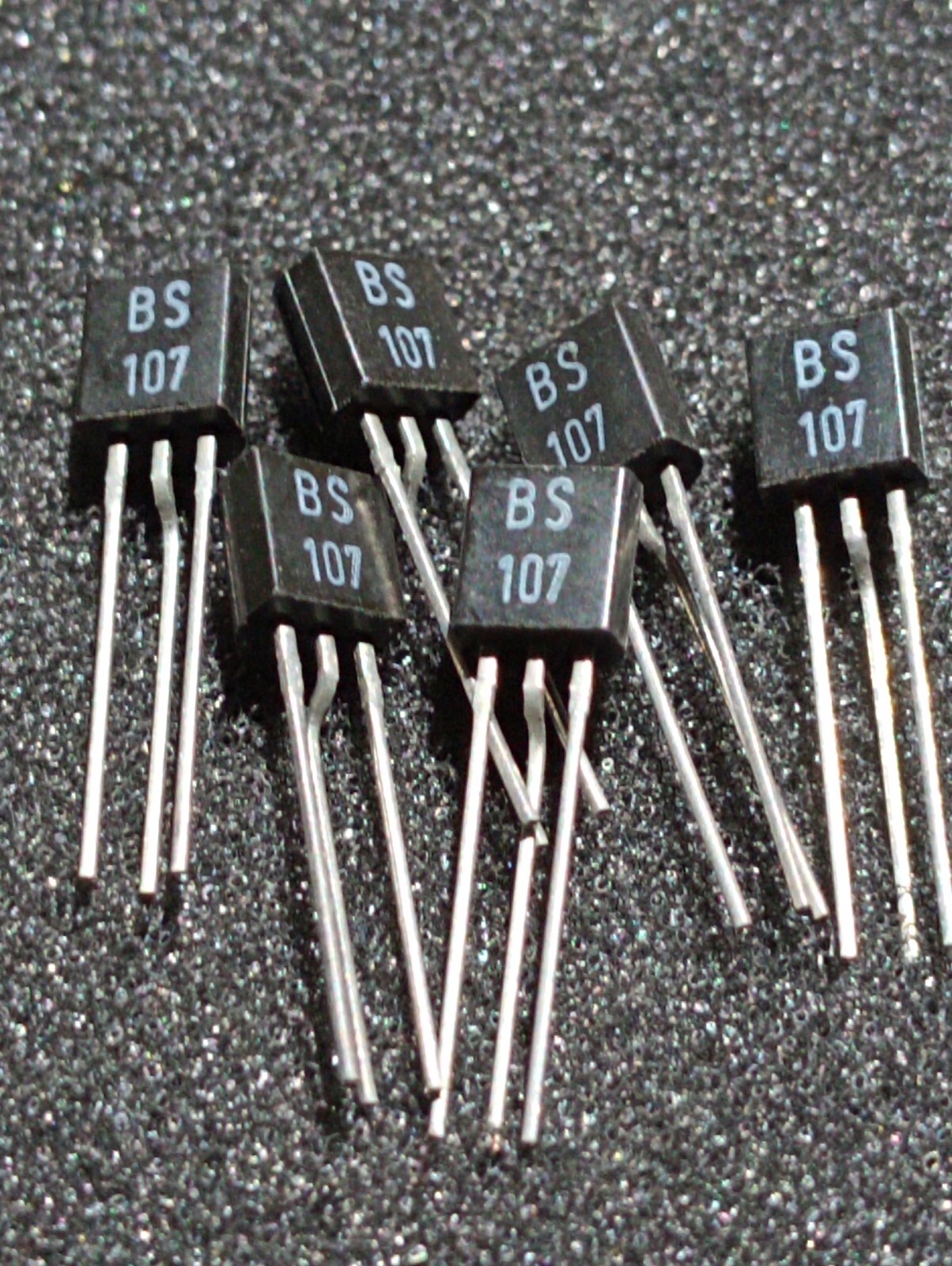 Transistor BS107 | eBay