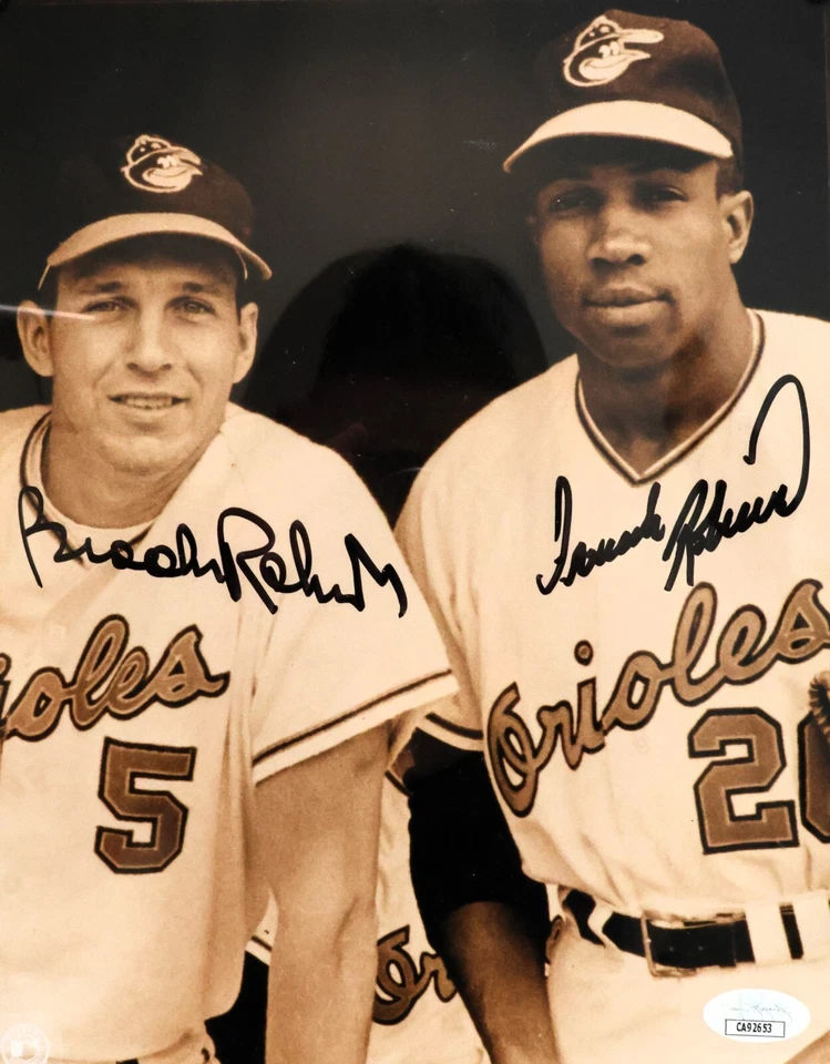Brooks Robinson and Frank Robinson Signed HOF 8x10 Photo with Plaque JSA COA - Image 2 of 4