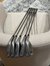 Titleist DCI 962 Iron Set #’s: 3,4,6,8 & 9 Dynamic Gold True Temper S300 RH