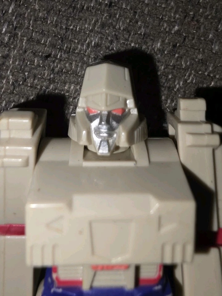 Vintage Transformers G1 original Action Masters MEGATRON - Missing Left Leg - Image 3 of 4
