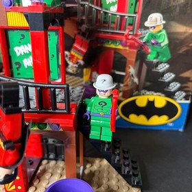 LEGO DC Comics Super Heroes: The Dynamic Duo Funhouse Escape (6857)