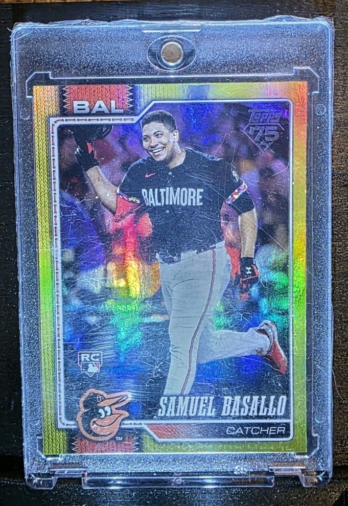 Samuel Basallo 2026 Topps Series 1 #104 Yellow Rainbow Foil /399 (RC)