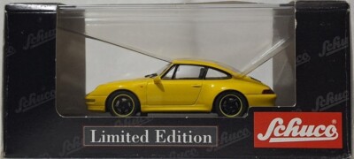 911 Carrera 4S イエロー 1:43 ミニカー Porsche 911 993 Carrera 4S 1995 Yellow 1:43 Schuco 04154Y