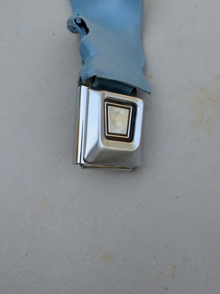 Lincoln Continental 1976 1977 1978 1979 sedán delantero izquierdo cinturón de seguridad hebilla conductor Foto 4 de 4