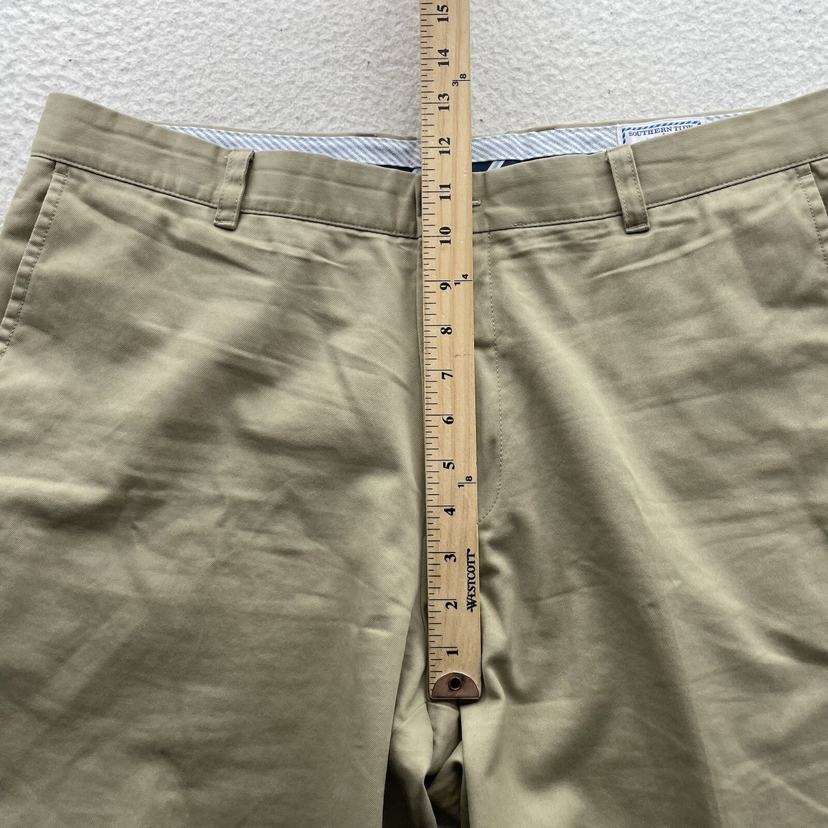 Short Rouge Southern Tide The Skipjack - Homme Taille 34 - Chino été - Bon état