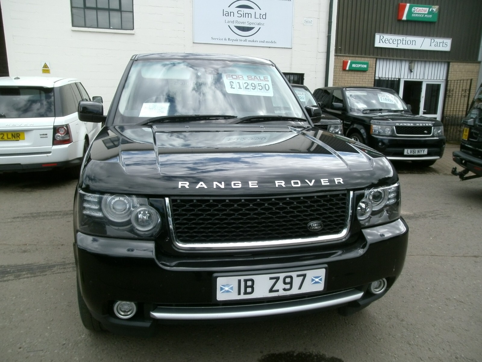RANGE ROVER WESTMINSTER 4.4 TDV8 REGISTERED 26/3/2012. NOW MOTD Till 30