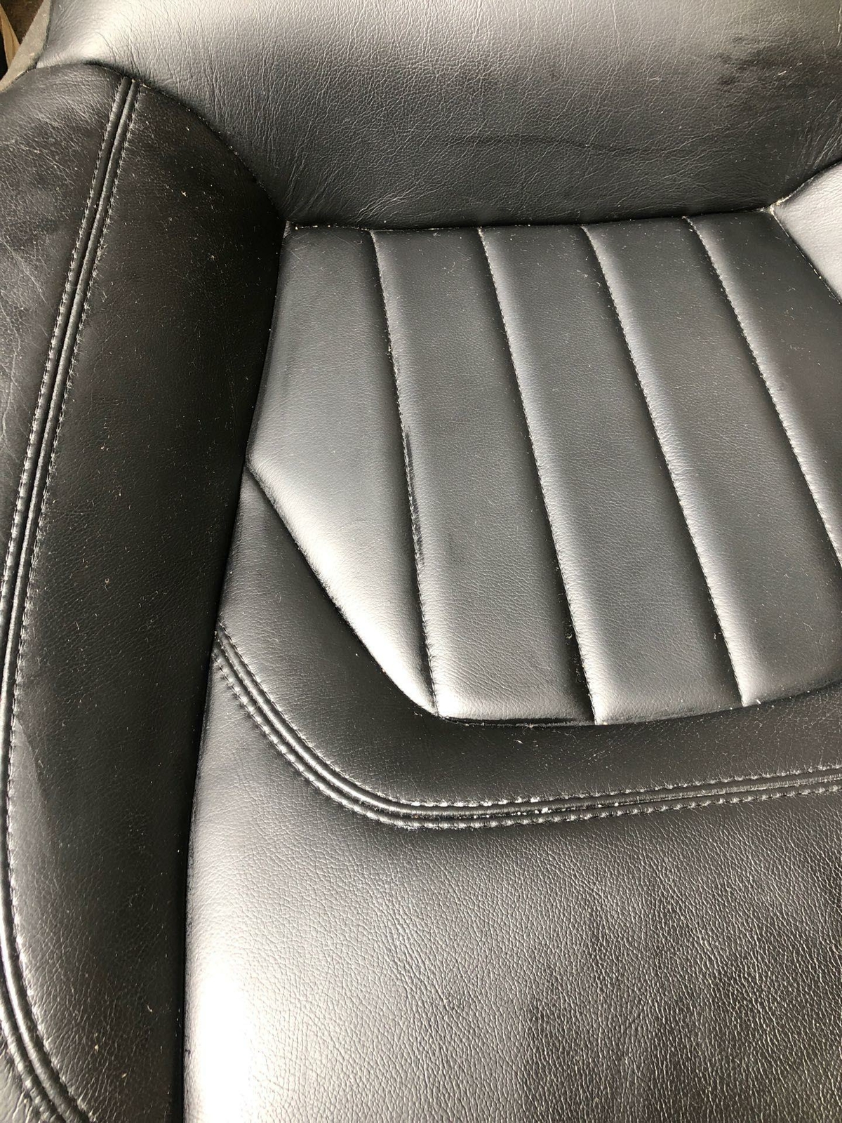 14 15 16 17 18 19 MASERATI quattroporte Rear Seat lower cushionblkleather