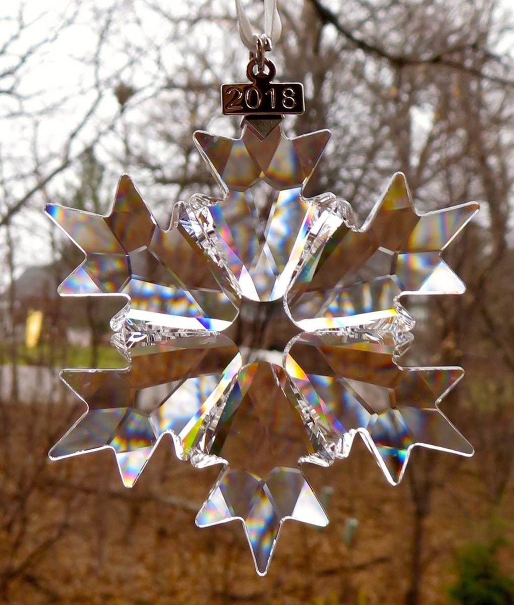 Authentic SWAROVSKI Crystal 2018 Annual Snowflake Christmas