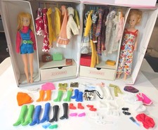 VTG Mattel Pink Barbie Carrying Case W/Lot Clothes  Accessories No Name Dolls