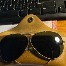 Aviator Sunglasses Gold Metal Frame Black Lens with Case