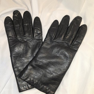 ISOTONER Black Leather DRIVING GLOVES Women's Size 6.5 lined