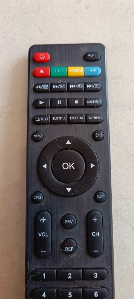 Polaroid Remote Control Perfect Conditions Tested And Working - Image 3 of 4