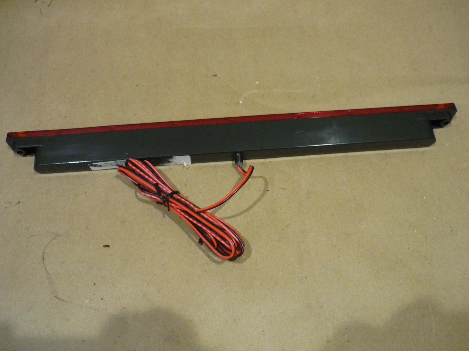 LAMBORGHINI  - Additional Stop Light 410945249A READ DESCRIPTION