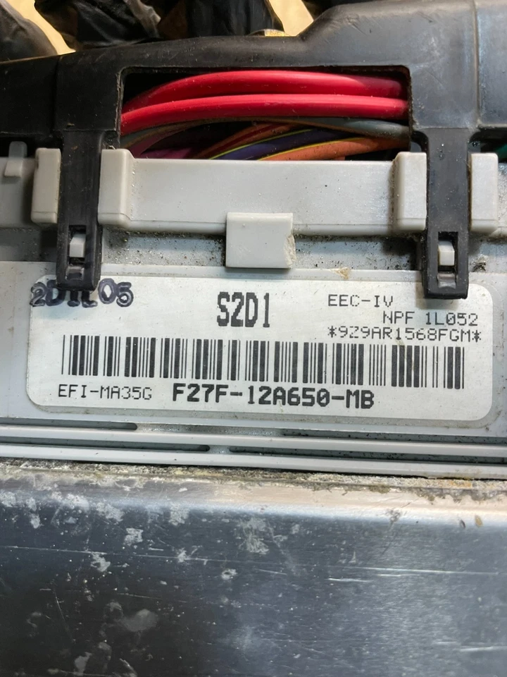 Ford Ranger 1992 módulo de control del motor 2,3 L ECU ECM u9082 DG Foto 4 de 4