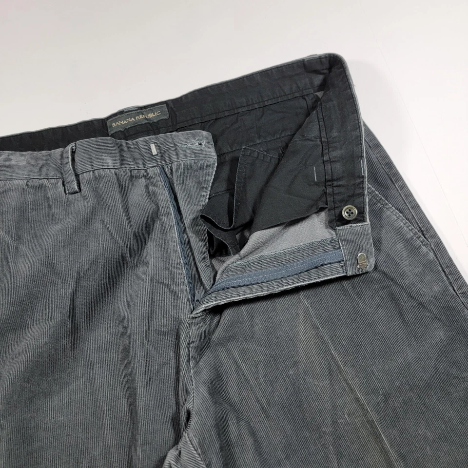 Pantalones de pana para hombre Banana Republic de colección frente plano gris talla 36x34 Foto 4 de 4