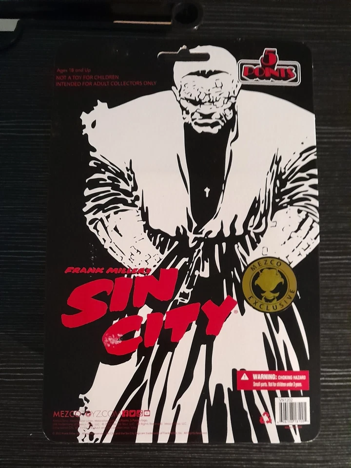 Figura de acción Mezco 5 puntos: Sin City Marv exclusiva de la SDCC - nueva y sellada Foto 2 de 2