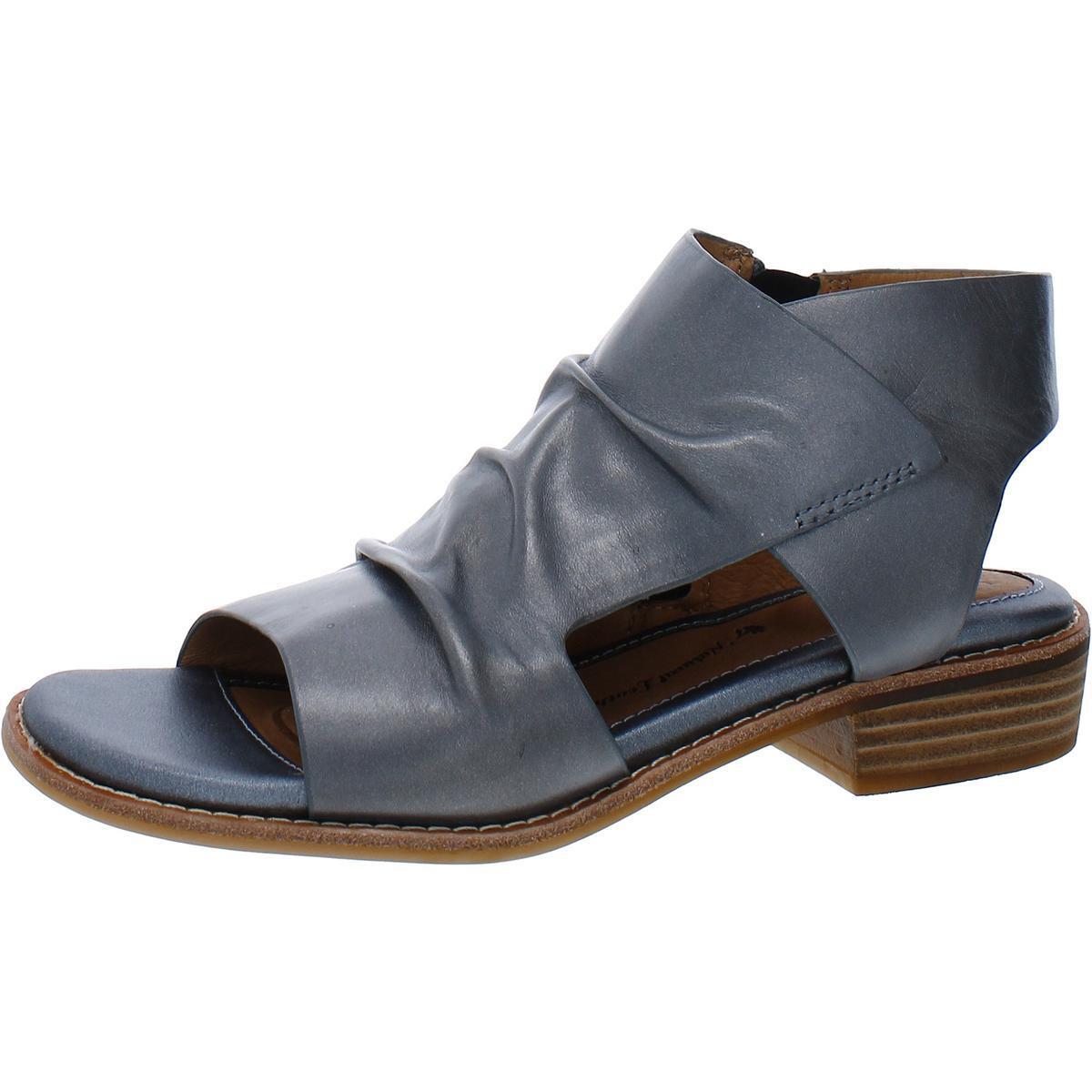 Женские серебристые кожаные босоножки на плоской подошве Soffts 9.5 Medium (B,M) BHFO 7805