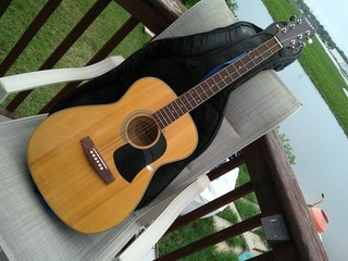 VINTAGE ACOUSTIC GUITAR ARIA PRETTY NICE ! UNTESTED / PLAYED PROJECT