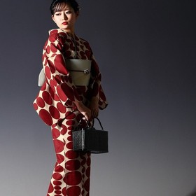 Women's Yukata Set Kimono Obi Geta Red Off-White Cotton Free Size Japanese Brand