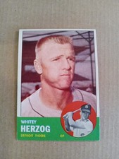 1963 Topps Whitey Herzog #302  HOF LEGEND TIGERS (CLEAN-SHARP)