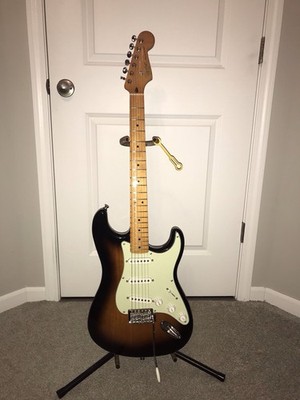 Fender Squier Classic Vibe 50s Style Stratocaster with Maple Fretboard, Sunburst