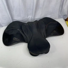 Thorowgood Walsall 17.5" Horse Riding Saddle Black