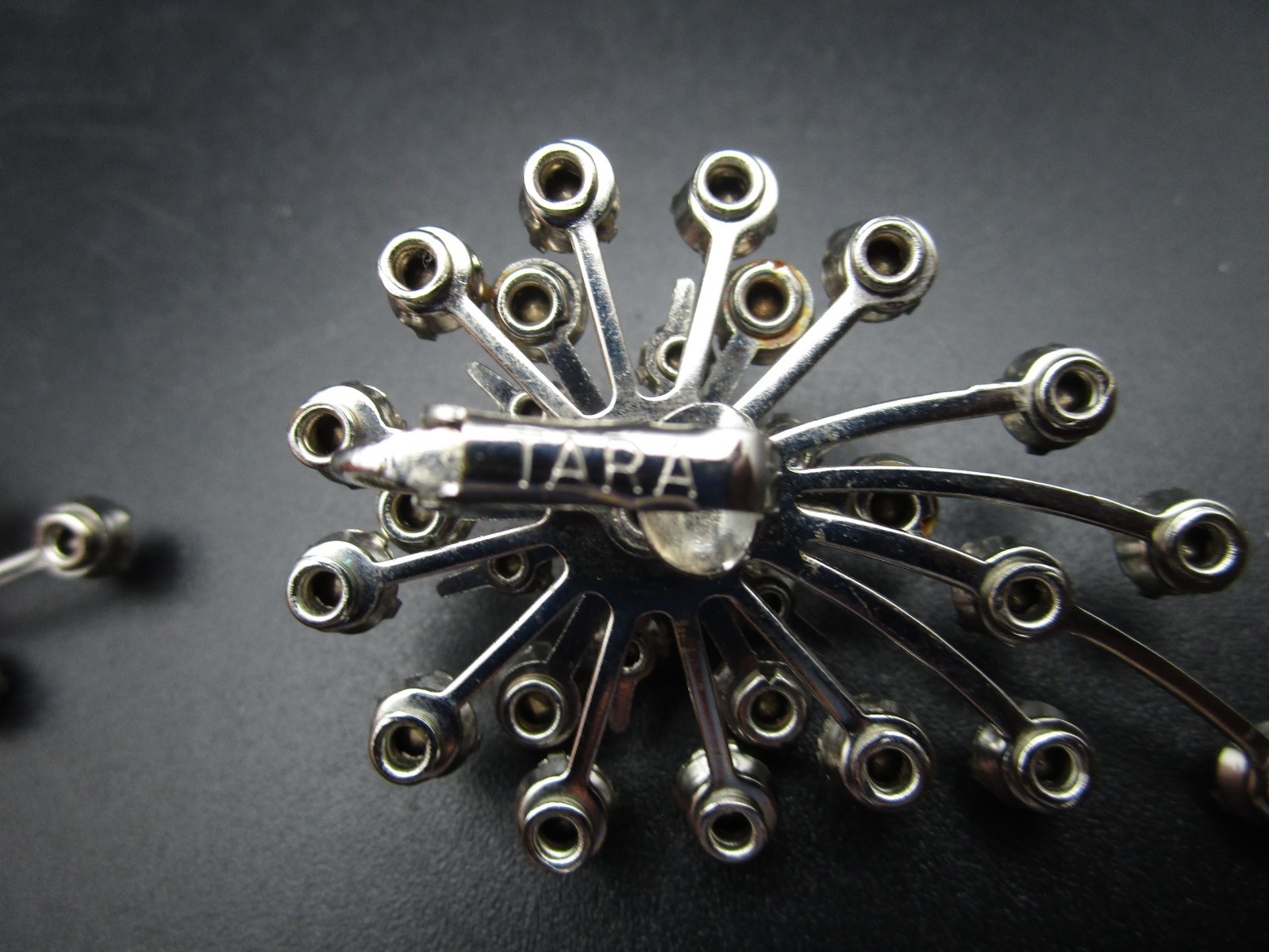 Tara Signed Clear Rhinestone Statement Earrings -… - image 4