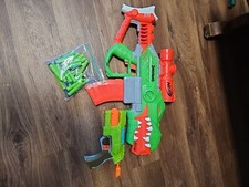 Blaster motorizzato Nerf Dinosquad Rex-Rampage e fuoco rapido XShot. Con 20 colpi