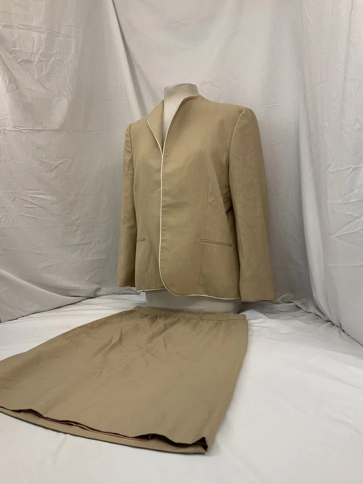 Terno saia Diane Von Furstenberg tamanho 16 bege linho joelho EUA EUC YGI T1-92 - Imagem 4 de 4