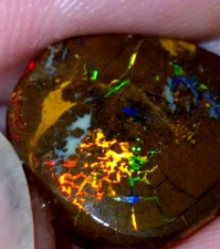 Tops Gem Boulder Opal Pre Shaped Rub. Unbelievable stone* B5 Brightness