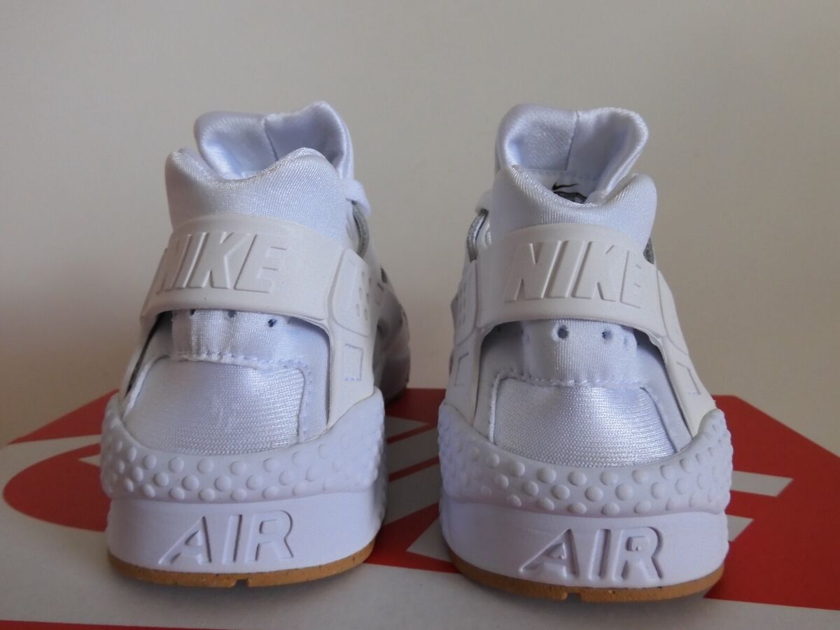 nike air huarache gum bottom