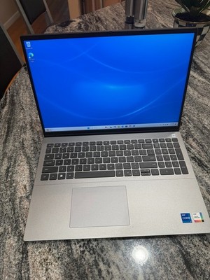 Dell Vostro 5620 16  Laptop i7-1260P 16GB RAM 512GB SSD Windows 11