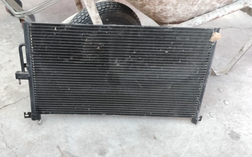 CONDENSATORE CLIMATIZATORE ARIA CONDIZIONATA JAGUAR X  TYPE Foto 2 de 3