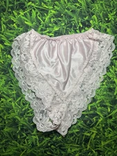 NWT Vintage 70s Dolores for Poirette Pink Satin Lace Panties Small ILGWU USA