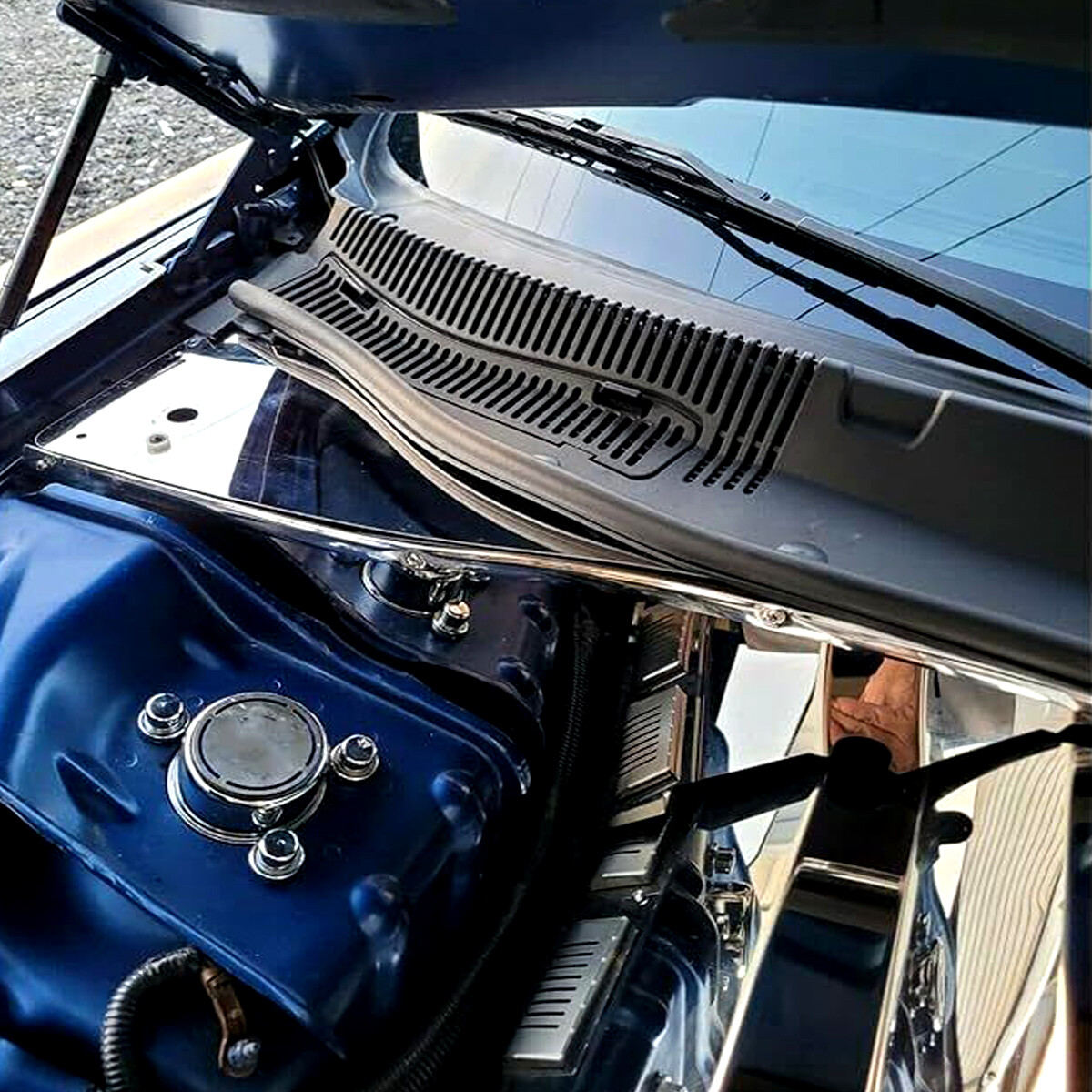 2008-2019 Dodge Challenger Windshield Wiper Cowl Grille Panel