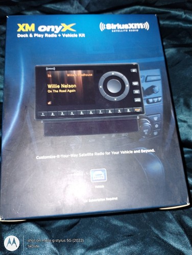 Portable Satellite Radio Sirius XM Onyx Am Fm Car Radio w Vehicle Kit ...