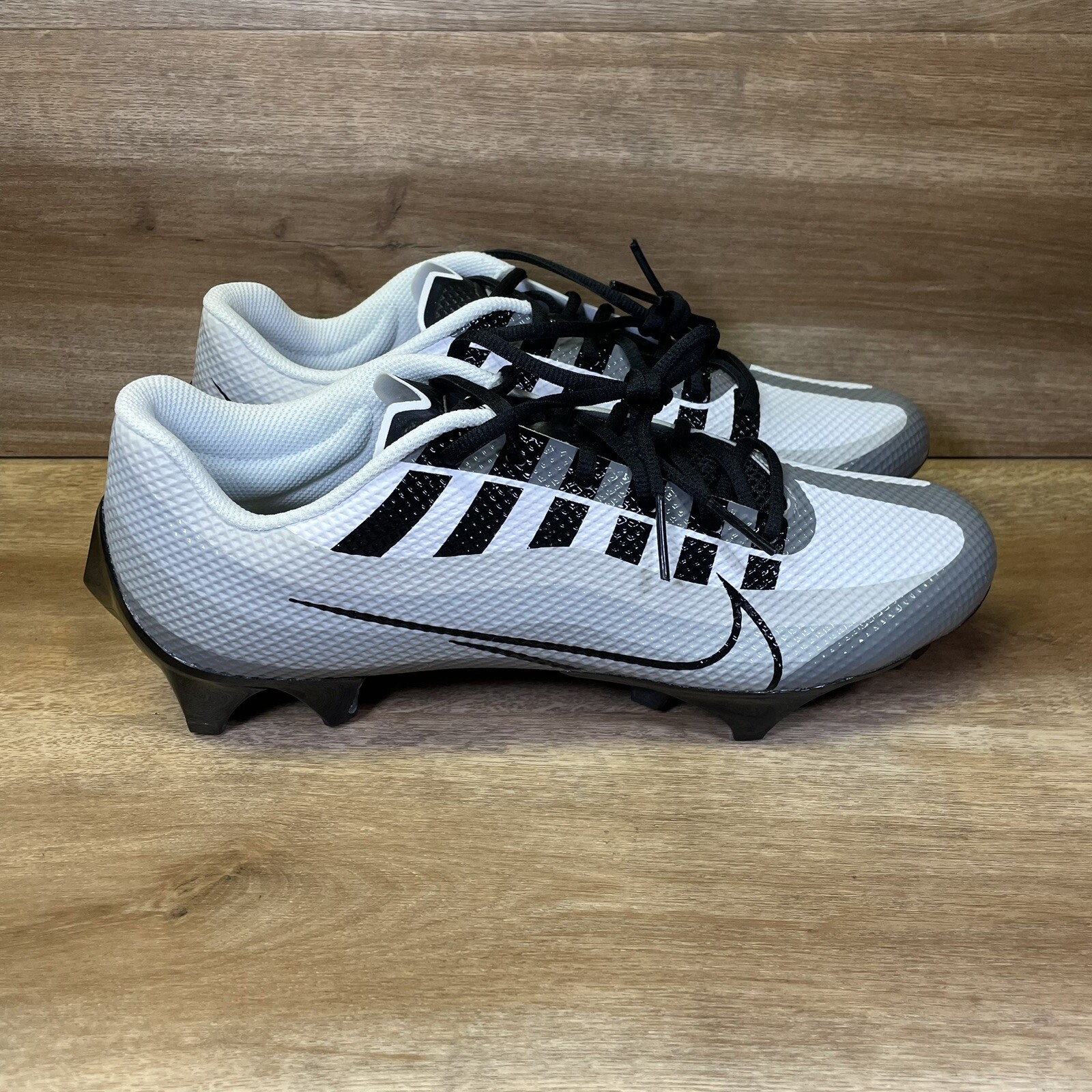 size 11 nike football cleats